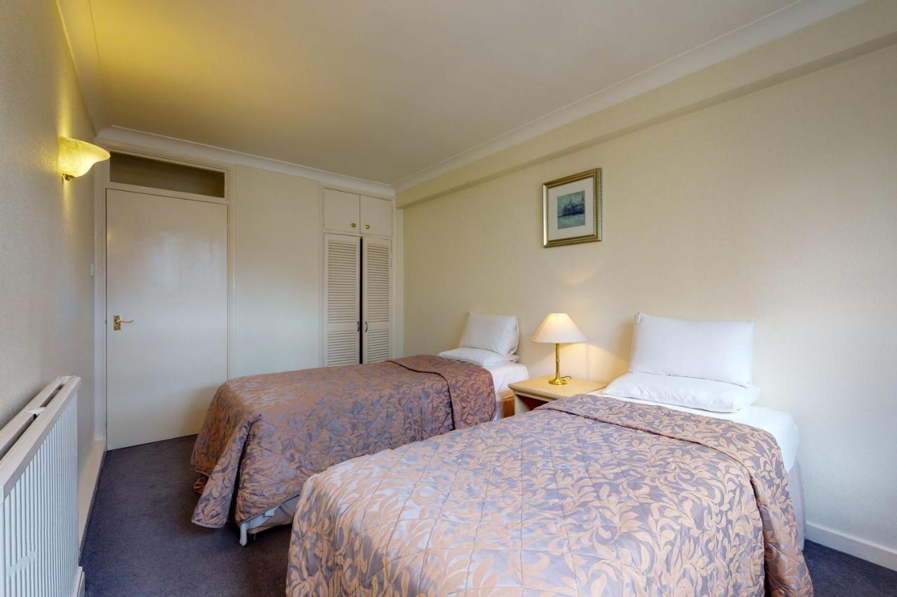 Apart-hotel Hertford Court