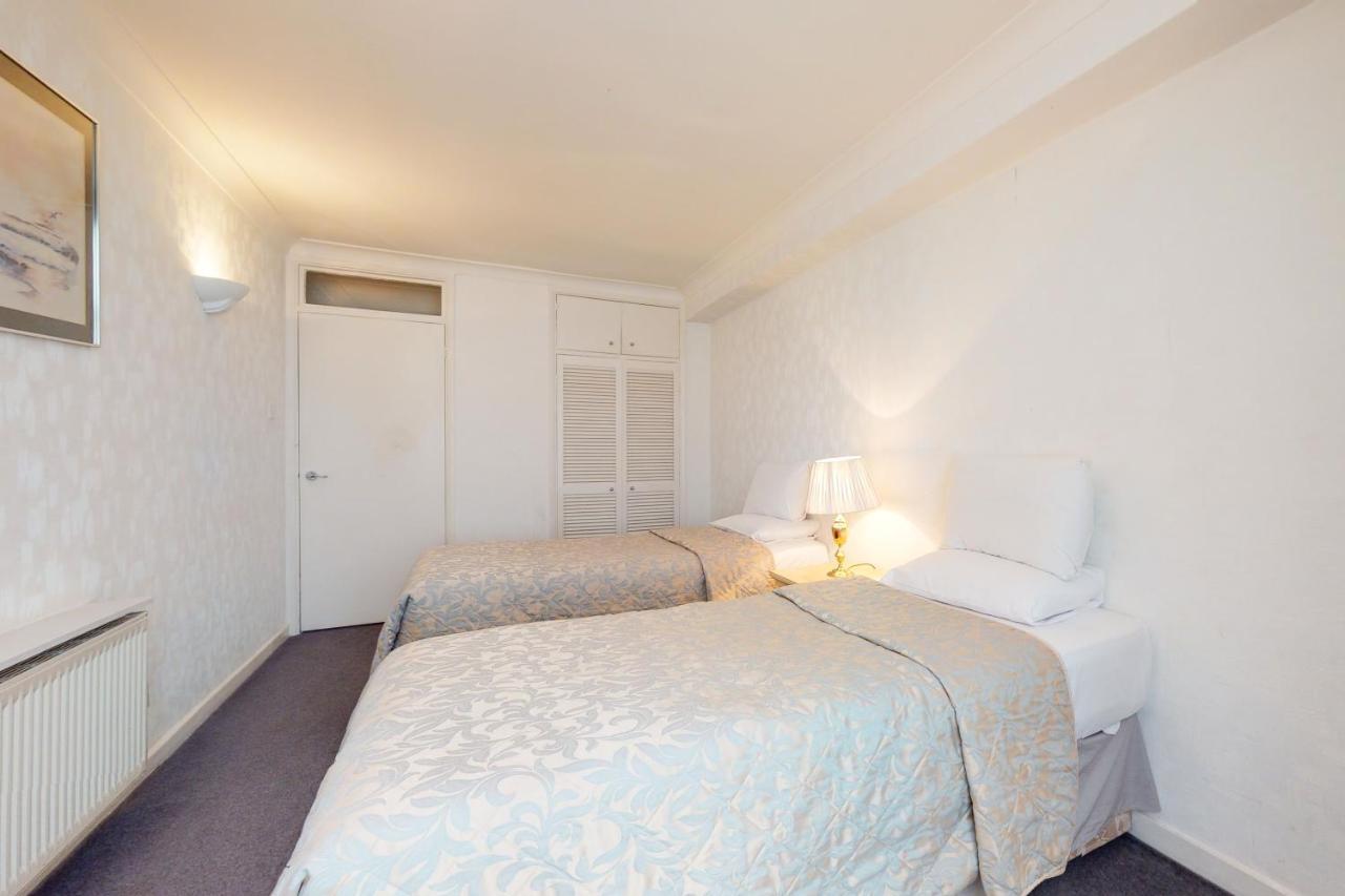 Apart-hotel Hertford Court